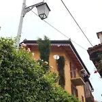 Costanza Con Balcone E Vista Giardino Magreglio